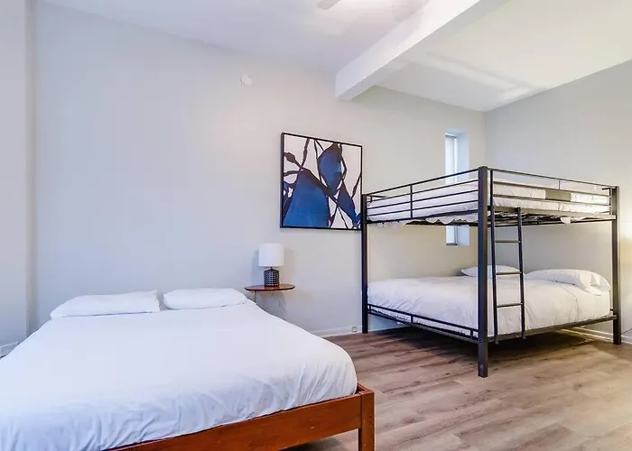 Apartment Luxury Downtown Penthouse With Private Rooftop Chicago