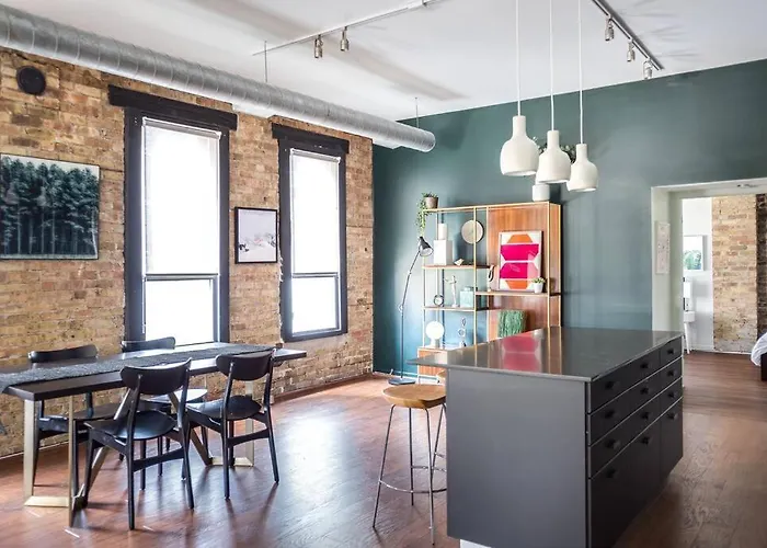 Apartment Luxury Downtown Penthouse With Private Rooftop